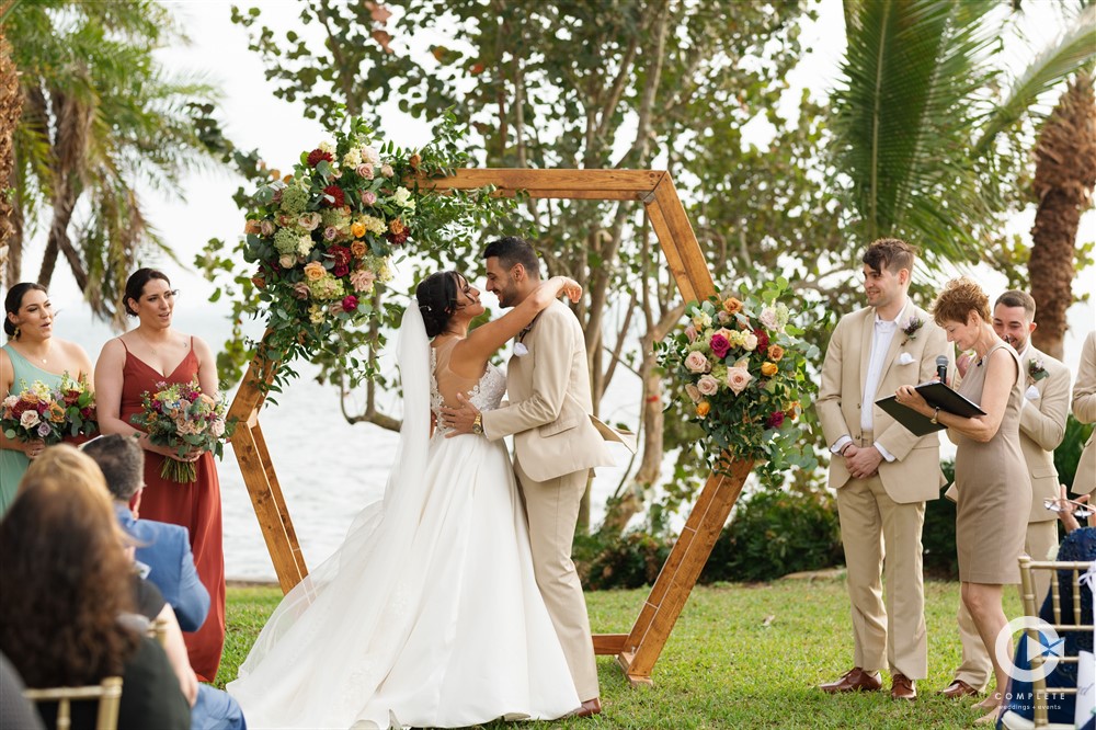 Christi and Bruno's Romantic Powel Crosley Estate Wedding